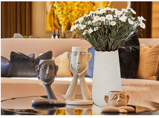 China Manufacturer Great Gift Idea Desk Art Resin Head Ornament for Promotion